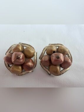 Vintage Cluster Clip-On Earrings - Tan & Gold